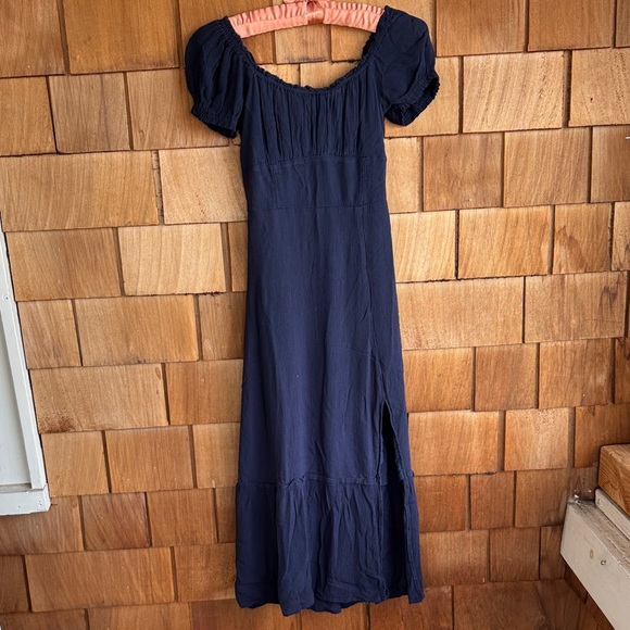 Hollister Dresses & Skirts - Hollister Navy Puff-Sleeve Maxi Dress